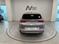 Opel GRANDLAND 1.5 ELEGANCE AT8 130