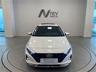 Hyundai i20 1.4 MPI Style Panoramik Cam Tavan Multimedya Paket