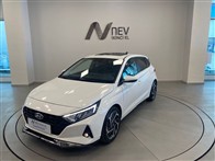 Hyundai i20 1.4 MPI Style Panoramik Cam Tavan Multimedya Paket