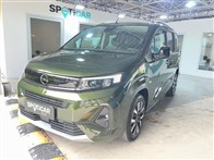 Opel Combo COMBO 1.5 ULTIMATE AT8 130 HP