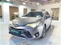 Toyota Avensis 1.6 D-4D Premium 112 Ps Sedan